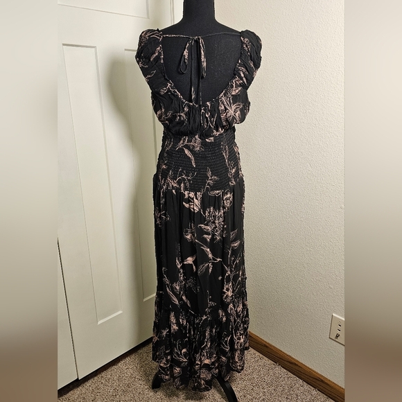 Anthropologie Black Floral Ruched Viscose, Modal Dress Long Midi Medium - Picture 6 of 14